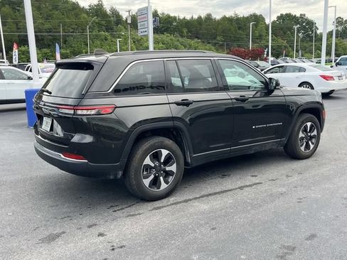 Used 2024 Jeep Grand Cherokee Limited 4xe AWD/4WD image 3