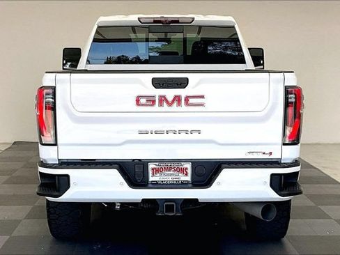 Used 2024 GMC Sierra 2500 AT4 w/ AT4 Premium Plus Package AWD/4WD image 3