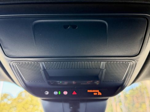 New 2026 GMC Acadia Elevation image 32