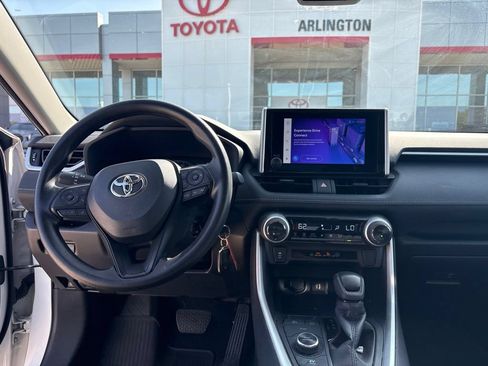 Used 2025 Toyota RAV4 LE AWD/4WD image 21