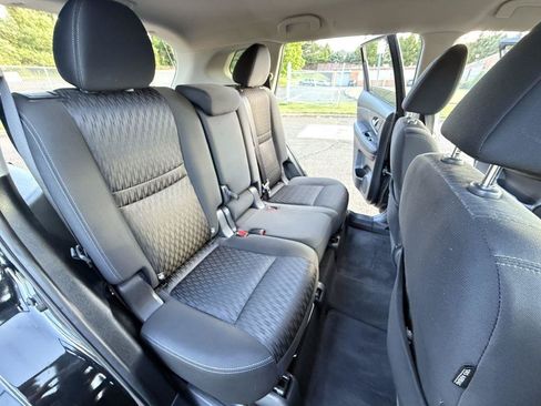 Used 2020 Nissan Rogue SV AWD/4WD image 23