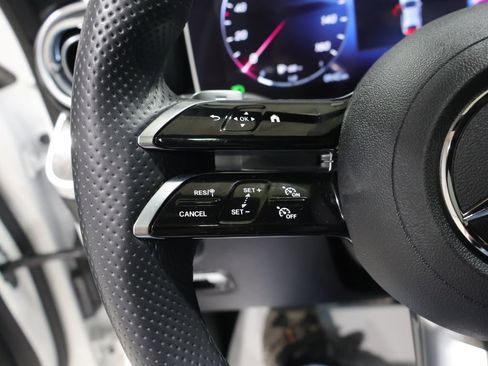 Used 2022 Mercedes-Benz C 300 4MATIC Sedan image 32