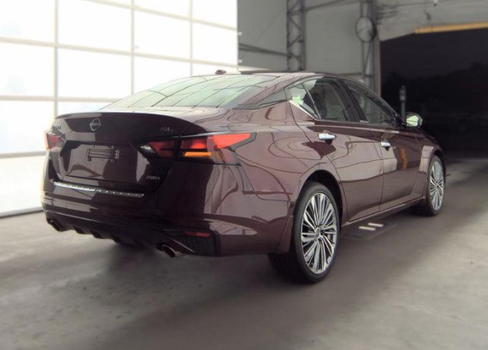 Certified 2023 Nissan Altima 2.5 SL AWD/4WD image 4