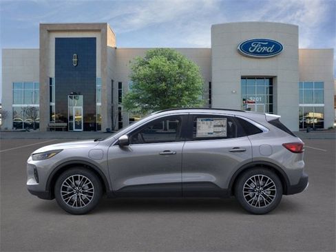New 2026 Ford Escape SE w/ PHEV Premium Package image 3