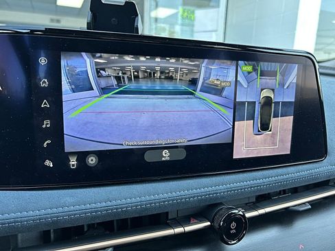 Used 2024 Nissan Ariya PLATINUM+ e-4ORCE AWD image 10