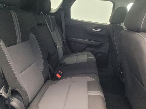 Used 2024 Chevrolet Blazer LT FWD image 19