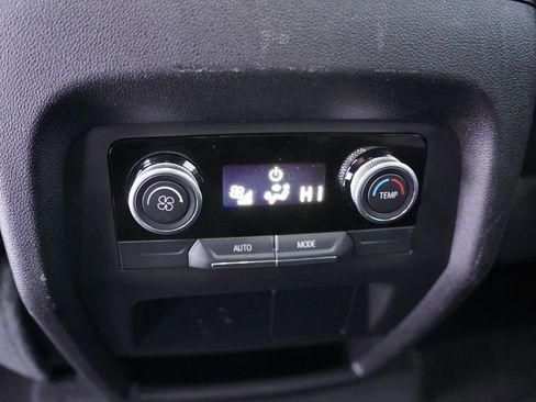 Certified 2025 Buick Enclave Preferred image 19