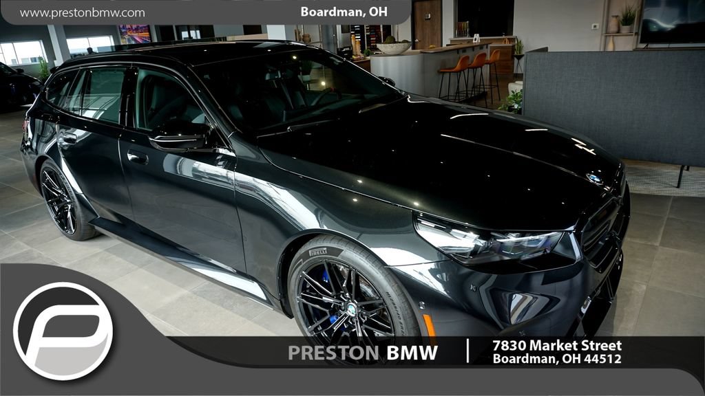 New 2027 BMW M5 Touring AWD/4WD image 1