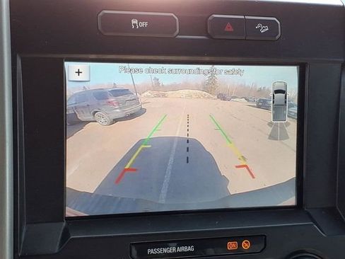 Used 2019 Ford F250 Lariat w/ Chrome Package image 19