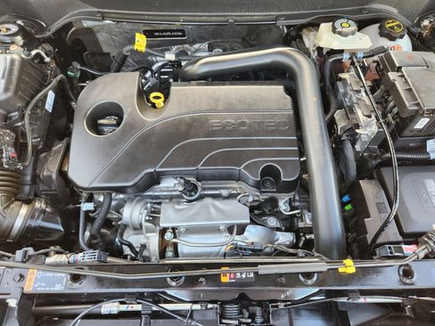 Used 2024 GMC Terrain Denali w/ Denali Premium Package image 25