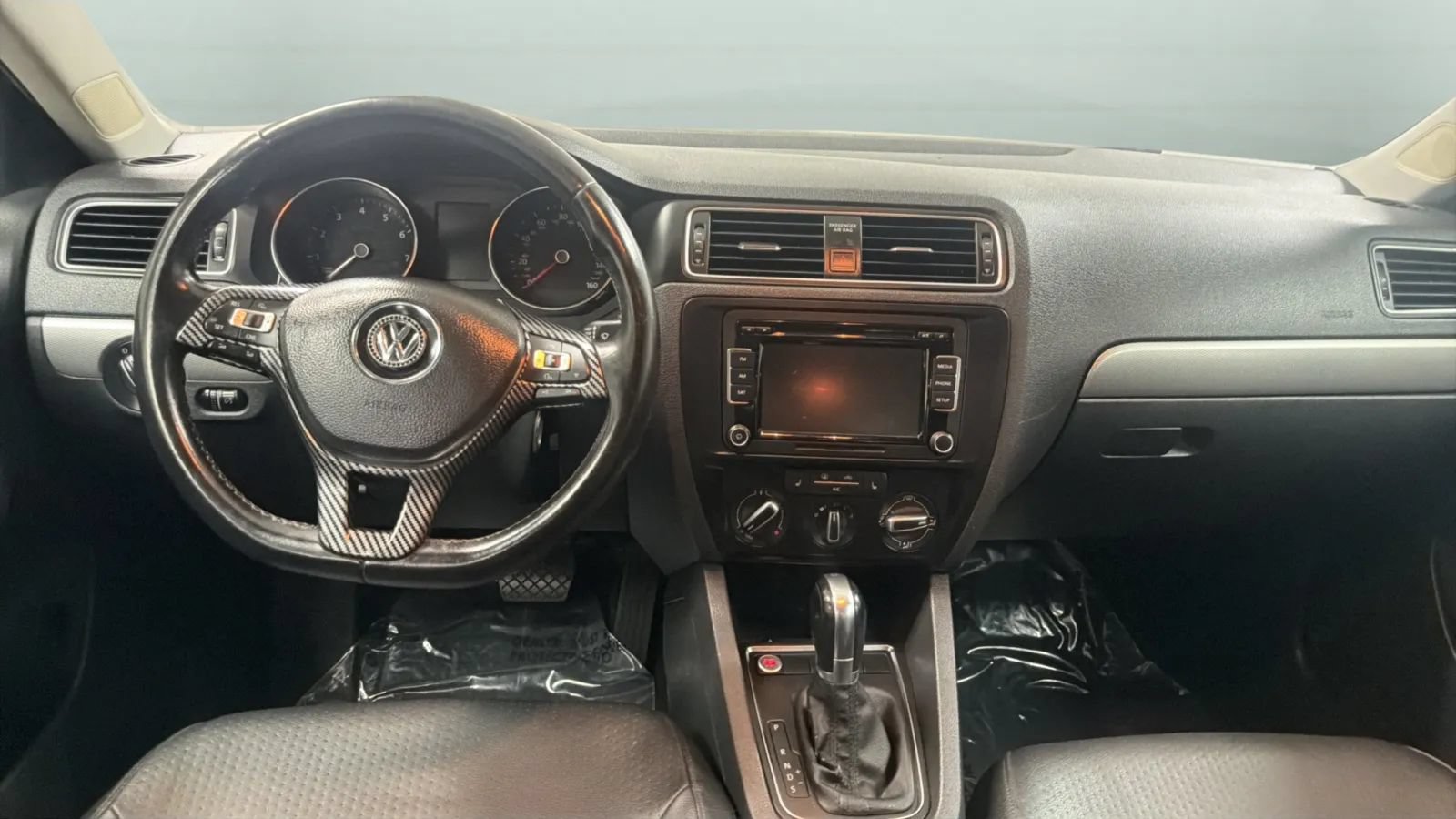 Used 2015 Volkswagen Jetta SE FWD image 11