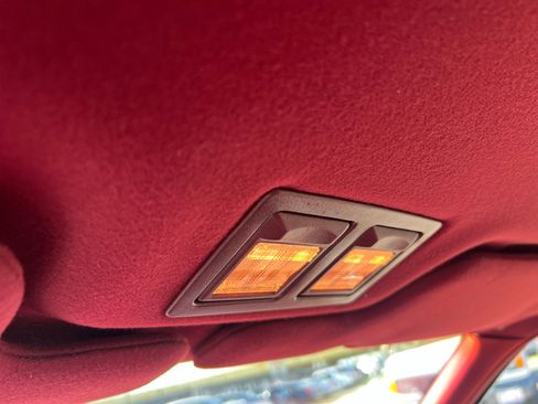 Used 1990 Lincoln Town Car image 61