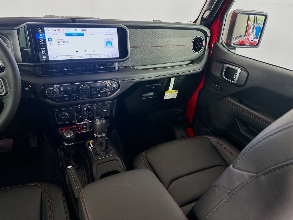 Used 2026 Jeep Wrangler Unlimited Rubicon AWD/4WD image 22