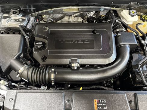 Used 2023 Buick Envision Avenir AWD/4WD image 27