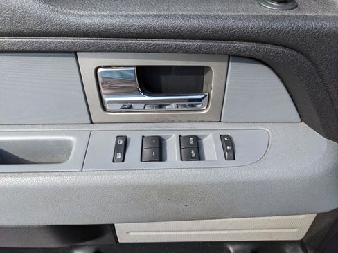 Used 2011 Ford F150 XLT w/ XLT Convenience Pkg image 19