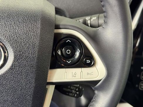 Used 2018 Toyota Prius Prime Premium FWD image 22