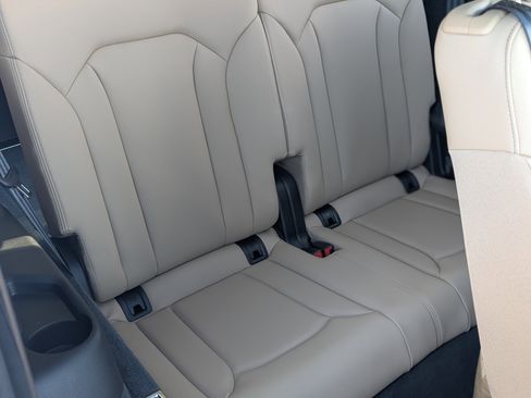 Used 2025 Audi Q7 3.0T Premium Plus image 21