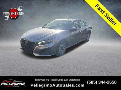 Used 2023 Nissan Altima 2.5 SV