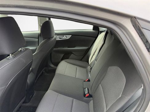 Certified 2023 Kia Forte LXS image 17