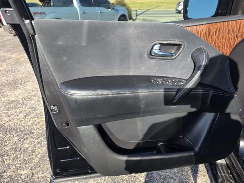 Used 2019 Nissan Armada SV w/ Driver Package RWD image 10