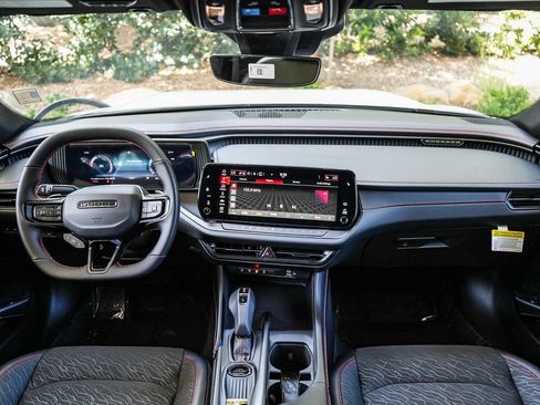 New 2026 Dodge Charger R/T AWD/4WD image 13