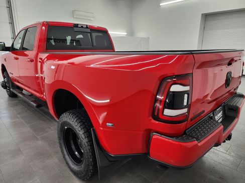 Used 2022 RAM 3500 Big Horn w/ Level C Equiment Group image 6