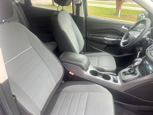 Used 2014 Ford Escape SE w/ Equipment Group 201A FWD image 12