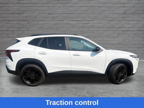 Used 2024 Chevrolet Trax ACTIV w/ Driver Confidence Package FWD image 9