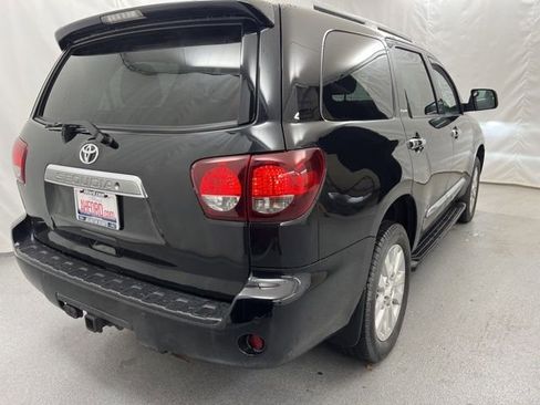 Used 2019 Toyota Sequoia Platinum AWD/4WD image 5