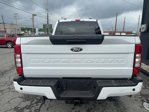 Used 2021 Ford F250 XLT w/ XLT Value Package AWD/4WD image 3