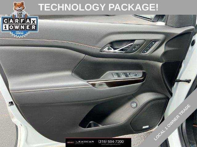 Used 2023 GMC Acadia AT4 w/ Technology Package AWD/4WD image 22