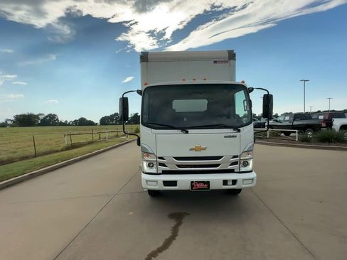 New 2024 Chevrolet Low Cab Forward image 22