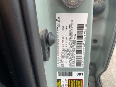 Used 2023 Toyota Tacoma TRD Sport AWD/4WD image 34