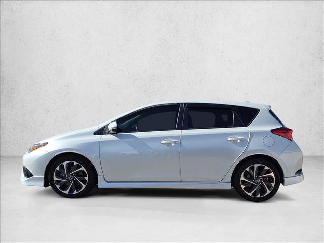 Used 2018 Toyota Corolla iM w/ Carpet Mat Package (TMS) FWD image 8