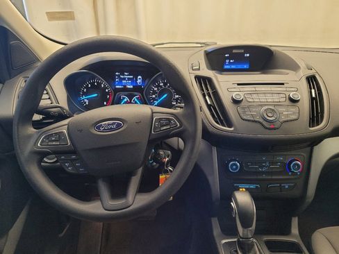 Used 2017 Ford Escape S image 22