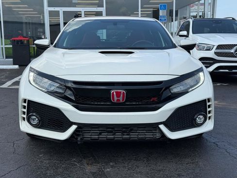 Used 2018 Honda Civic Type R image 2