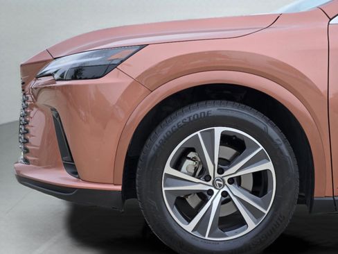 Used 2025 Lexus RX 350 Premium w/ Accessory Package (Z1) FWD image 34