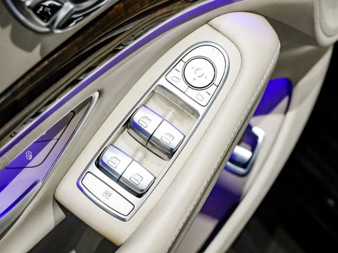 Used 2016 Mercedes-Benz S 550 Sedan image 46