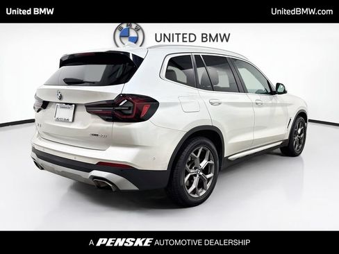 Certified 2024 BMW X3 sDrive30i w/ Premium Package RWD image 5