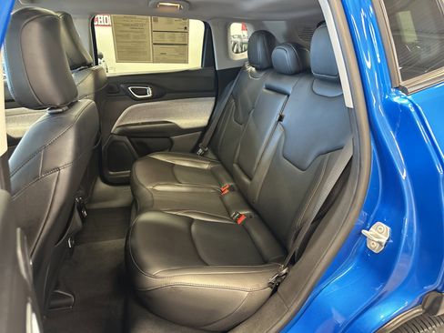 Used 2022 Jeep Compass Latitude w/ Sun and Sound Group image 6