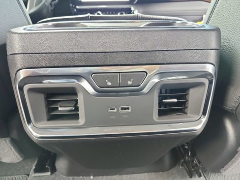 Used 2026 GMC Sierra 2500 Denali w/ Denali Reserve Package AWD/4WD image 41