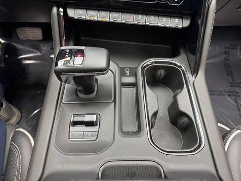 Used 2023 GMC Sierra 1500 AT4X AWD/4WD image 19