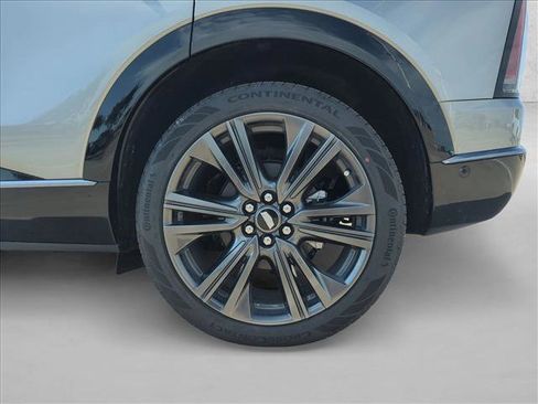 New 2026 Cadillac Optiq Sport 2 image 10