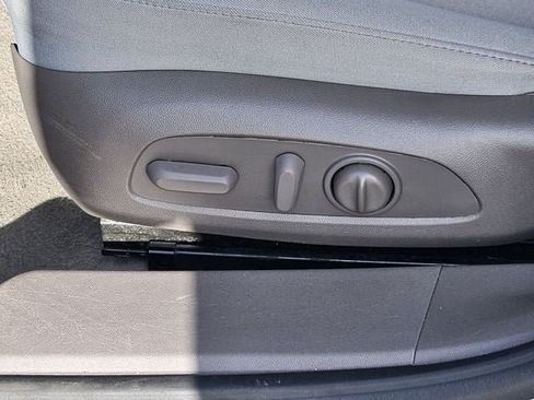 Used 2024 Chevrolet Malibu LT FWD image 18