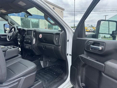 Used 2022 Chevrolet Silverado 2500 W/T w/ WT Convenience Package RWD image 10