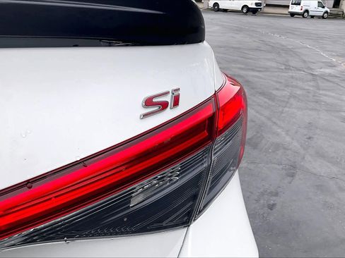 Used 2023 Honda Civic Si image 11