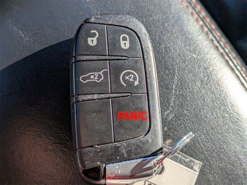 Used 2023 Dodge Durango GT image 35