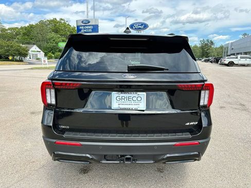 Used 2026 Ford Explorer ST-Line w/ ST-Line Street Pack AWD/4WD image 4