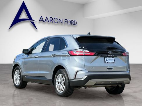 Used 2024 Ford Edge SEL image 3
