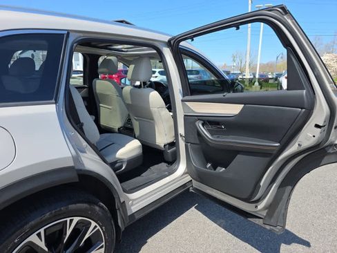 Used 2024 MAZDA CX-90 Plug-In Hybrid w/ Premium Pkg AWD/4WD image 26